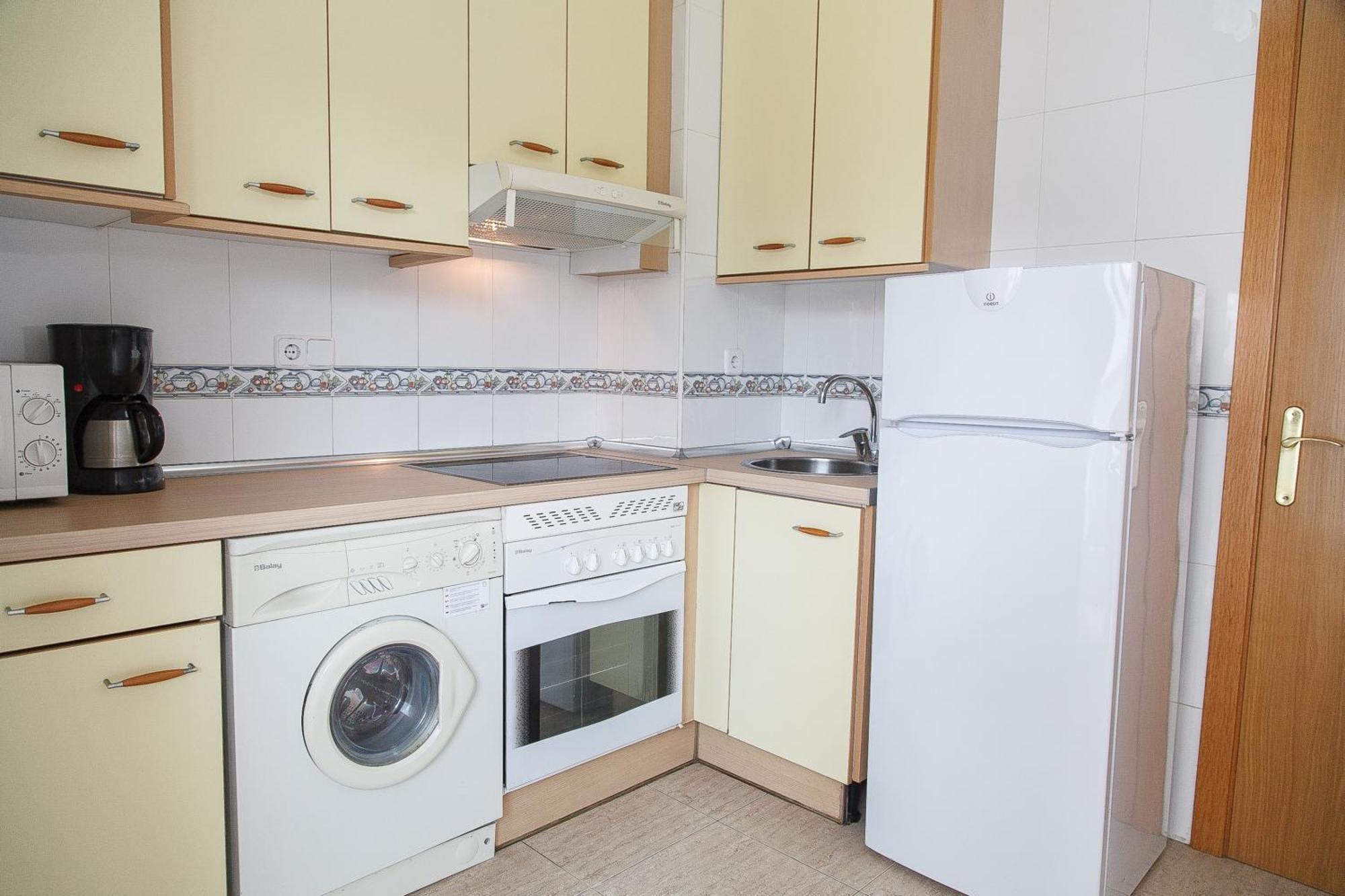 Uhc Larimar Family Complex Apartment Салоу Стая снимка