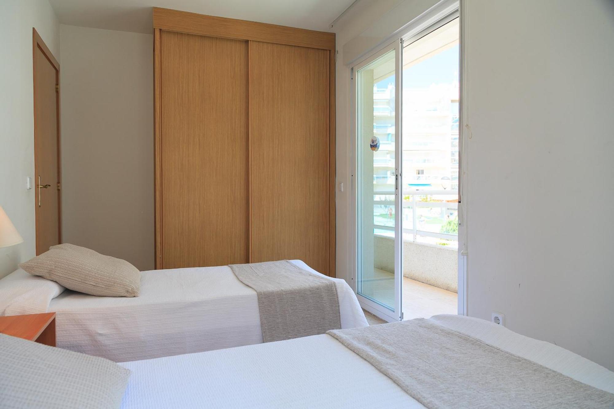 Uhc Larimar Family Complex Apartment Салоу Екстериор снимка
